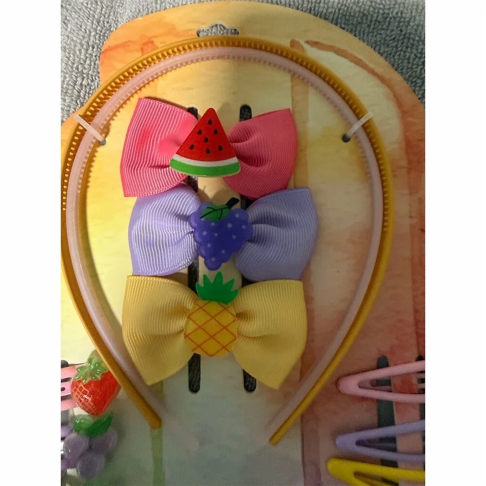 Fynn & Riley Girls Sunglasses & Fruit Hair Accessories Set Multicolor